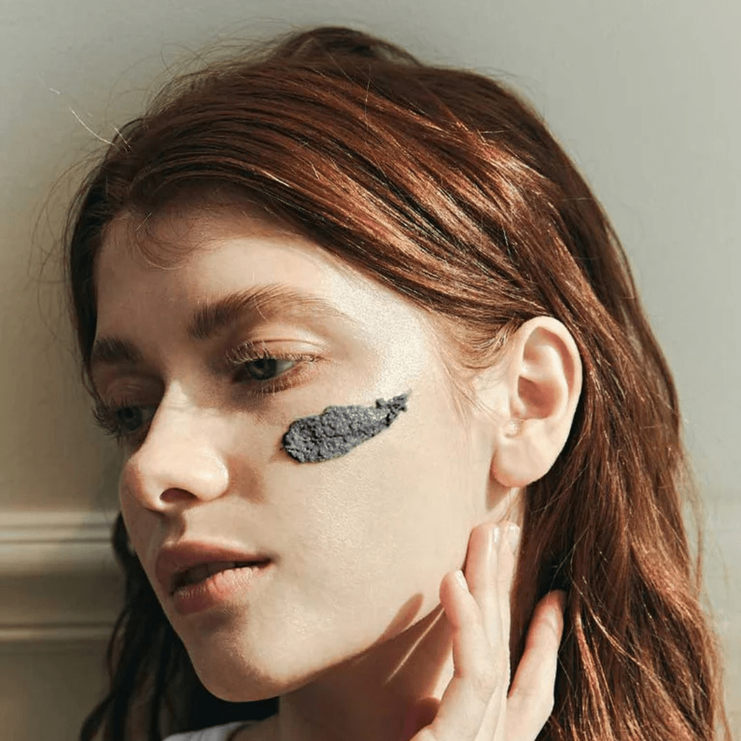 Black Tea & Yuzu Cleanser - 120 g.