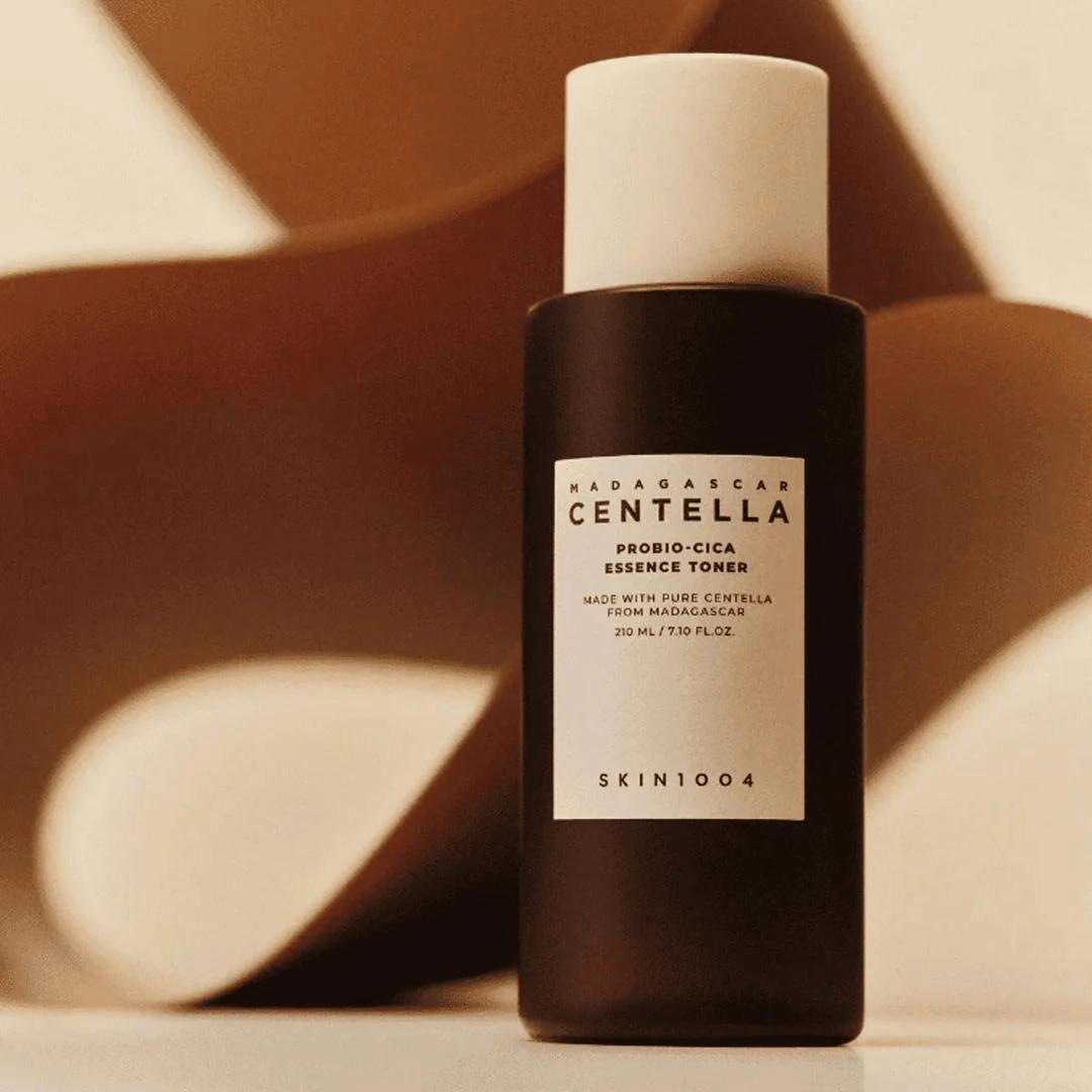 Skin1004 Madagascar Centella Probio-Cica Essence Toner - 210 ml.