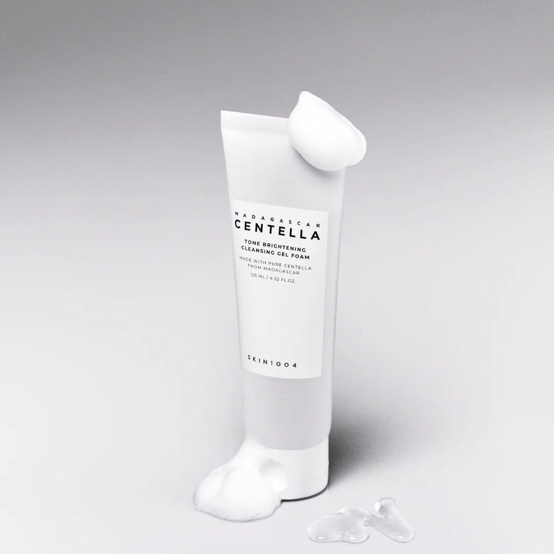Skin1004 Madagascar Centella Tone Brightening Cleansing Gel Foam - 125ml.