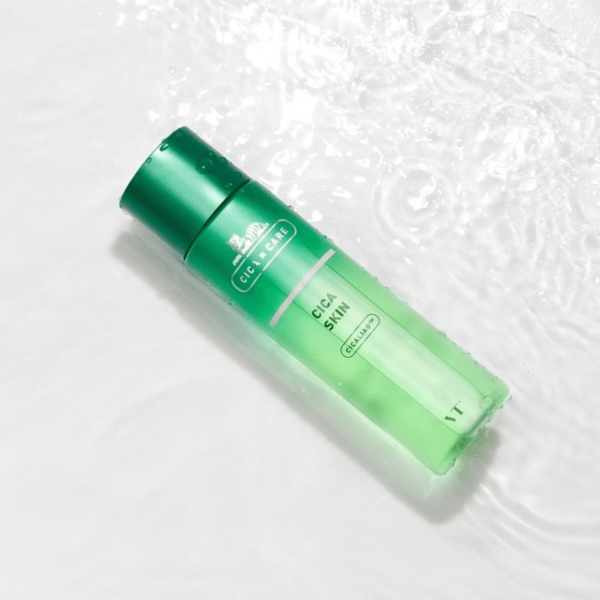 VT COSMETICS CICA Skin Toner – Hydrating & Soothing Toner with Centella Asiatica Extract for Redness Relief & Skin Purification – Korean Skincare- 200 ml.