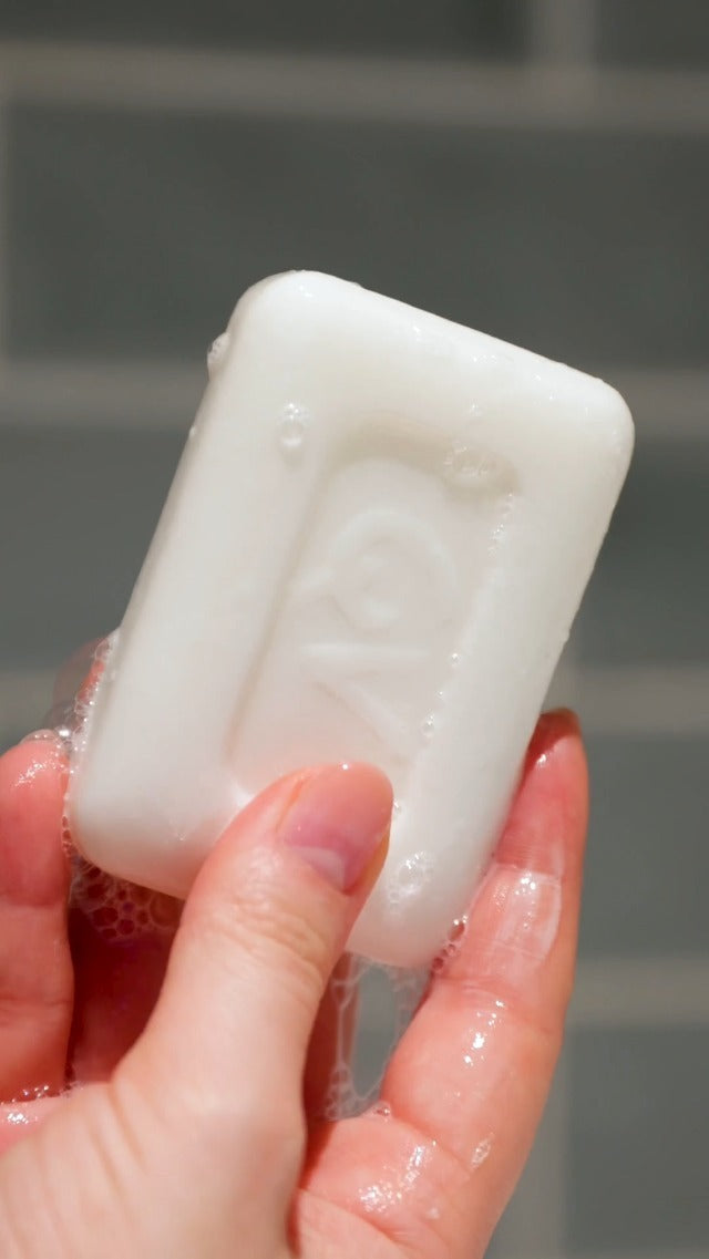 QV Bar soap-free gentle cleansing bar 100g.