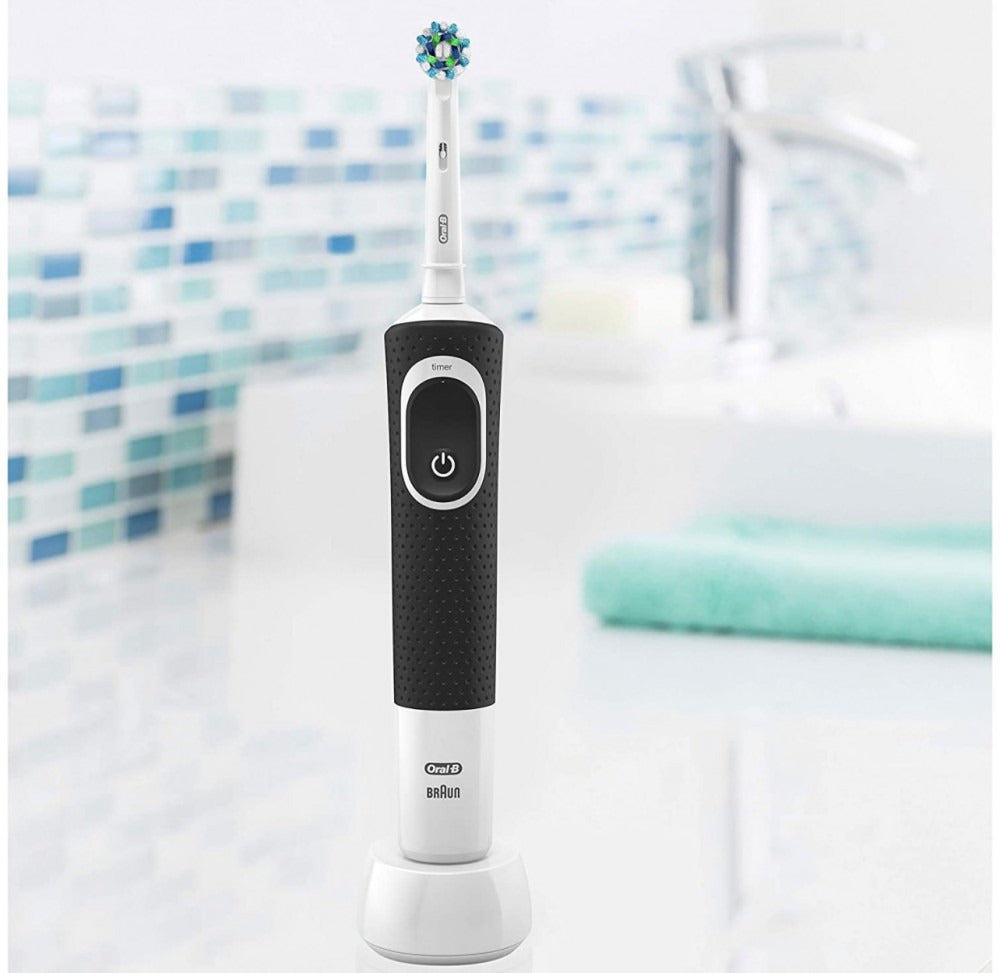 Oral-B Vitality 100 Cross Action Rechargeable Electric Toothbrush, Black.